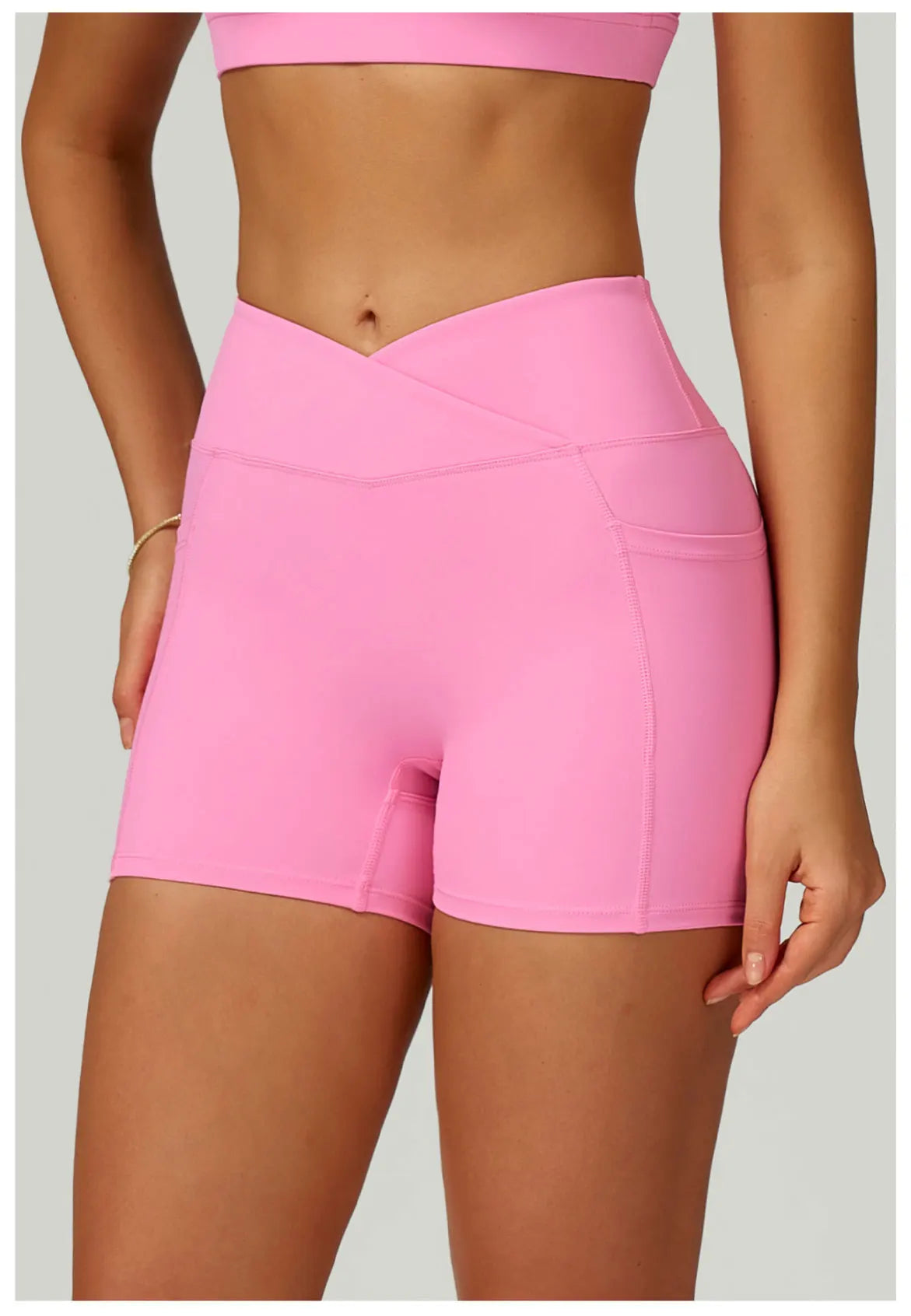 Short en V - Basic
