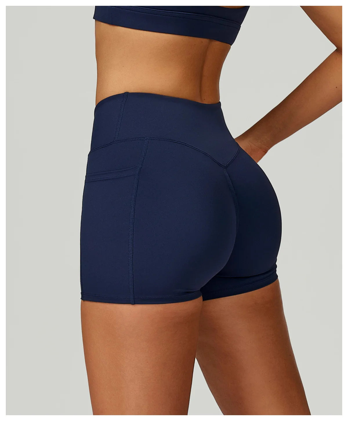 Short en V - Basic
